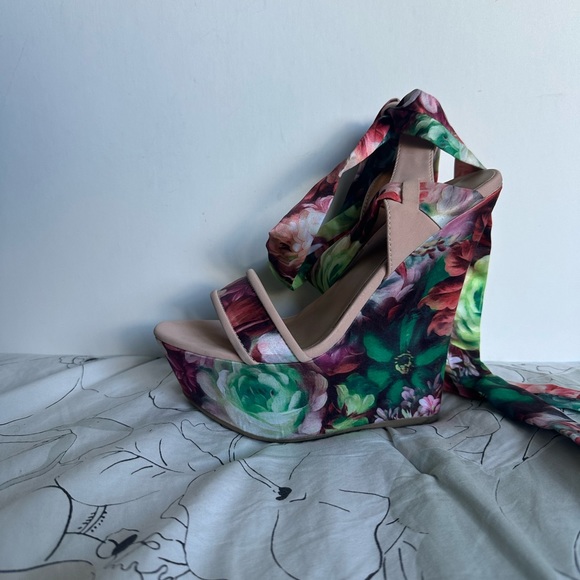 Flower wedges - Picture 6 of 6